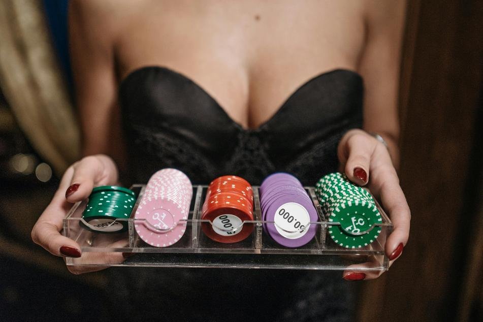 libra spins casino